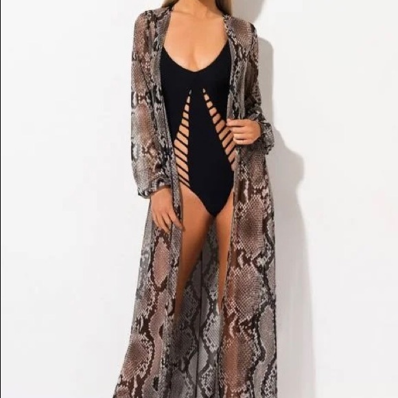 AKIRA Tops - AKIRA SNAKE PATTERN SHEER MESH CARDIGAN🖤 SMALL